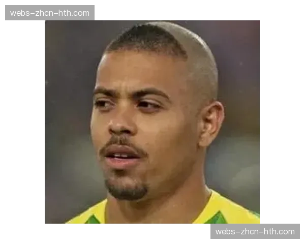 马伦冬窗加盟后已进10球，追平伊布纪录冲击巴神传奇